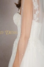 Ivory wedding veil for sale  LONDON