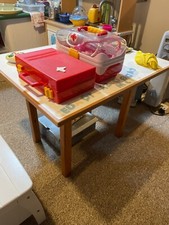 Kinderspieltisch stuhl gebraucht kaufen  Itzehoe