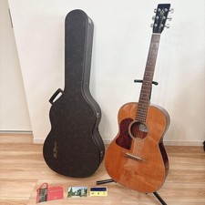 Gauche guitare acoustique d'occasion Gauche guitare acoustique d'occasion  Expédié en France