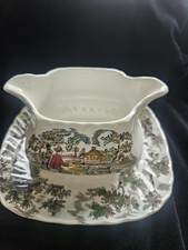 Vintage gravy boat for sale Vintage gravy boat for sale  GILLINGHAM