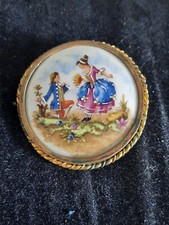 Broche médaillon céramique d'occasion  La Ferté-Gaucher
