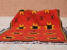 Tapis traditionnel amazigh d'occasion  Fresnes