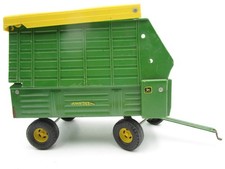 VAGÃO FORRAGEM JOHN DEERE ERTL fabricado nos EUA comprar usado VAGÃO FORRAGEM JOHN DEERE ERTL fabricado nos EUA comprar usado  Enviando para Brazil