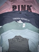 Women 5pc clothing for sale  Westland