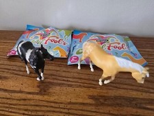 Breyer stablemates april d'occasion  Expédié en Belgium