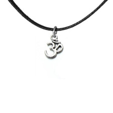 Collana ohm yoga usato  Velletri