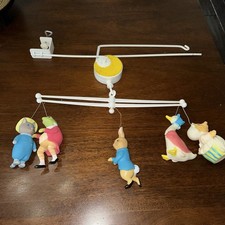 Vintage 1982 Eden Beatrix Potter Peter Rabbit Musical Móvel Completo Testado comprar usado Vintage 1982 Eden Beatrix Potter Peter Rabbit Musical Móvel Completo Testado comprar usado  Enviando para Brazil