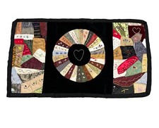 Vintage Era Vitoriana Veludo de Seda Bordado Colcha Louca Corredor de Mesa 20” X 13” comprar usado  Enviando para Brazil