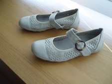 Womens sandals size for sale  WOLVERHAMPTON