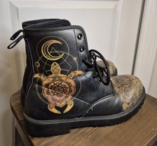 Usado, Yes We Vibe! Botas de combate Cosmic Turtle couro vegano preto femininas tamanho 10 comprar usado  Enviando para Brazil