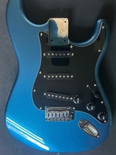 Corpo de guitarra Fender Squier Affinity Stratocaster azul metálico perfeito estado comprar usado  Enviando para Brazil