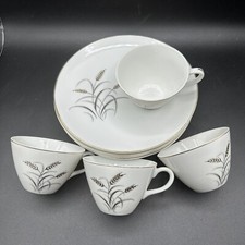 Conjunto de 4 pratos e xícaras de porcelana padrão trigo dourado acabamento dourado prata vintage comprar usado  Enviando para Brazil