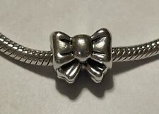 Pandora charm fiocco usato  Roma