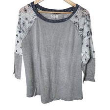 Maurices shirt women for sale  Milwaukee
