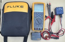 Kit multimetro fluke usato  Spedire a Italy