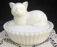 Usado, Copo de leite branco vintage Westmoreland gato no ninho prato de doces ou caixa de bugigangas comprar usado  Enviando para Brazil