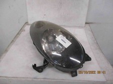 Phare droit 26010bc50b d'occasion Phare droit 26010bc50b d'occasion  Fère-en-Tardenois