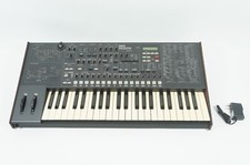 Korg ms2000b analog d'occasion  Expédié en Belgium
