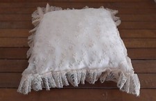 Cuscino ricamato tessuto usato  Paterno