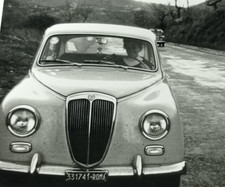 Vecchia fotografia auto usato  Roma
