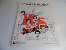 Partituras de música para piano/vocal/acordes KC and the sunshine band 1976 vermelho sobre branco comprar usado  Enviando para Brazil