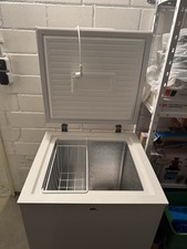Tiefkühltruhe groß weiß gebraucht kaufen  Schönefeld