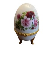 Porcelain egg trinket d'occasion  Expédié en Belgium