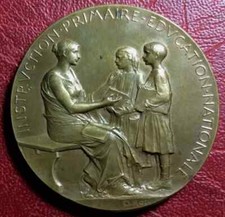 Médaille art nouveau d'occasion  Nice-