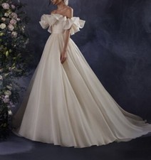 Preowned wedding dress for sale  Palo Alto