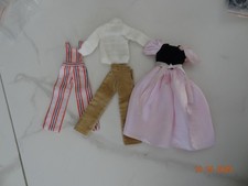 Tenues vintage poupée d'occasion Tenues vintage poupée d'occasion  Élancourt