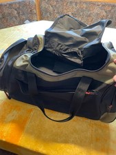 Sporttasche schwarz khaki gebraucht kaufen  Lautrach