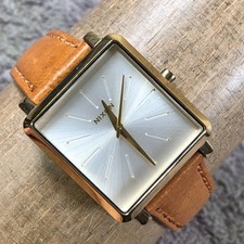 Relógio feminino quadrado Nixon K mostrador sunburst couro marrom quartzo 32 mm 7 1/4" comprar usado Relógio feminino quadrado Nixon K mostrador sunburst couro marrom quartzo 32 mm 7 1/4" comprar usado  Enviando para Brazil