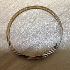Moldura canelada Omega ouro 18k 0,8 g 25 mm/23 mm BDB93, usado comprar usado  Enviando para Brazil
