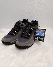 Nuove scarpe trekking usato  San Donato Milanese