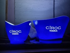 2 X Bateria de Balde de Gelo Ciroc LED Acende Vodka Grande, Média  comprar usado  Enviando para Brazil