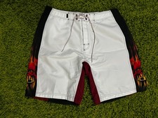 NOVO Bermuda Vintage Oakley Software Prancha de Surfe Flame Skull Shorts Tamanho 38 comprar usado NOVO Bermuda Vintage Oakley Software Prancha de Surfe Flame Skull Shorts Tamanho 38 comprar usado  Enviando para Brazil