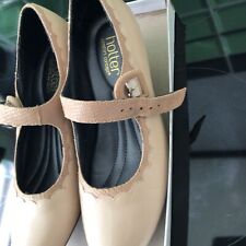 Ladies beige mary for sale  BELVEDERE