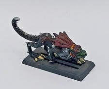 Figurine wahammer crocs d'occasion Figurine wahammer crocs d'occasion  Saint-Jean-de-Sauves