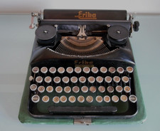 Naumann typewriter erika usato Naumann typewriter erika usato  Italia
