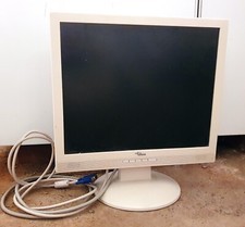 Monitor fujitsu siemens usato  Cortona