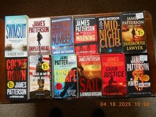 Lot paperback books for sale  Smiths Creek