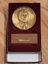 🌟 Presidente George W Bush 2001 Inaugural Oficial **54ª Medalha PIC Staff **-OLI comprar usado 🌟 Presidente George W Bush 2001 Inaugural Oficial **54ª Medalha PIC Staff **-OLI comprar usado  Enviando para Brazil