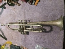 Usado, c. 1940 H.N. Trompete branco "The Gladiator" Silvertone com bocal  comprar usado  Enviando para Brazil