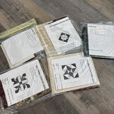 Lote de 5 padrões 2001 Amish Country Quilting Shop Hop com tecido comprar usado Lote de 5 padrões 2001 Amish Country Quilting Shop Hop com tecido comprar usado  Enviando para Brazil