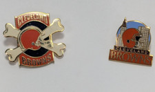Alfinetes vintage de colecionador com logotipo Dawg Bones and City anos 1990 Cleveland Browns comprar usado  Enviando para Brazil