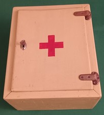 Armadietto pronto soccorso usato Armadietto pronto soccorso usato  Parma