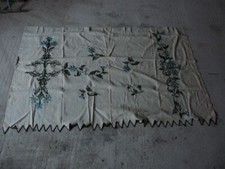 Thistle embroidered tablecloth d'occasion  Expédié en Belgium
