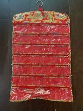 Organizador de joias pendurado 32 bolsos vinil transparente armazenamento acabamento dourado cabide armário comprar usado Organizador de joias pendurado 32 bolsos vinil transparente armazenamento acabamento dourado cabide armário comprar usado  Enviando para Brazil