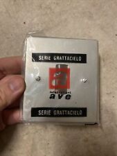 Ave serie grattacielo usato  Salice Salentino