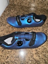 Novo Sapato de Ciclismo Speed Iridescente Roxo e Azul Tamanho UE 41 EUA 9.5  comprar usado  Enviando para Brazil